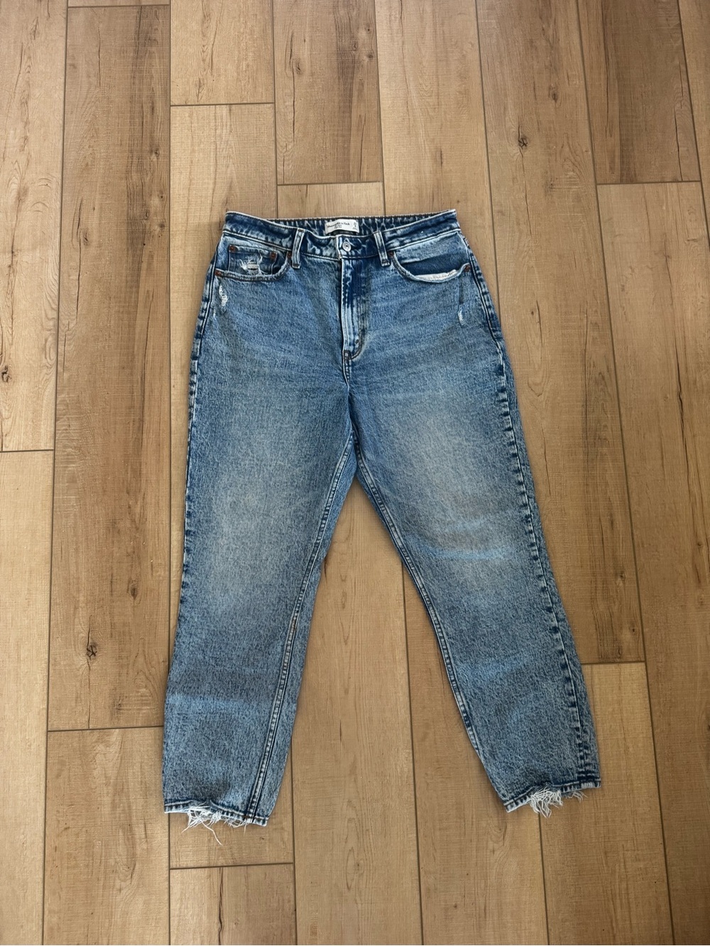 Abercrombie & Fitch The Mom High-Rise Jeans - Blue Denim